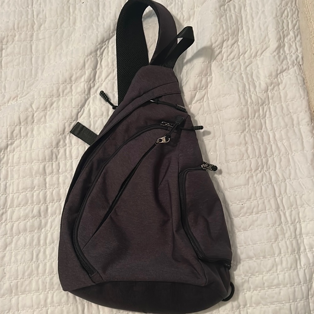 Crossbody purse